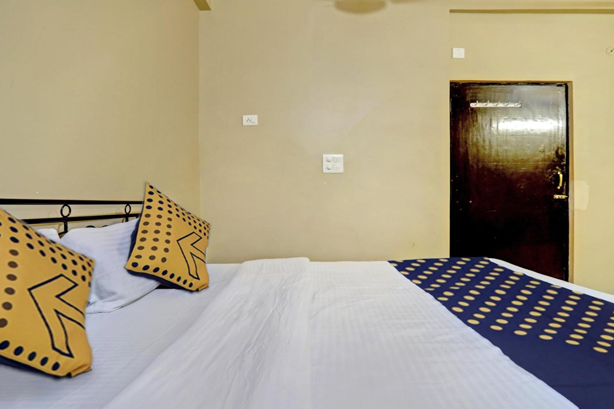Spot On 39561 Hotel Deep Джайпур Екстериор снимка